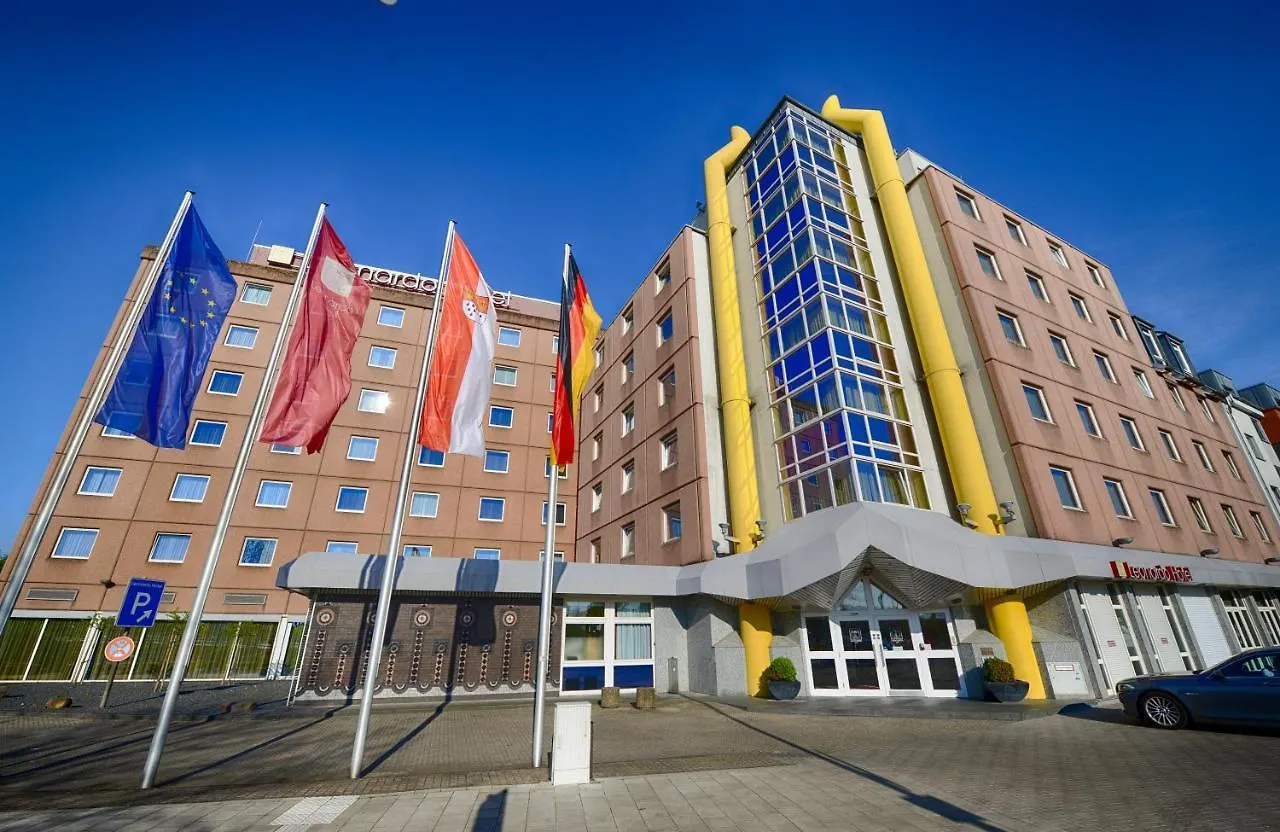 Leonardo Hotel Koeln location