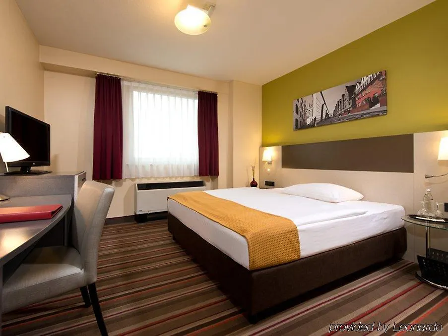 Leonardo Hotel Koeln 4*, Cologne