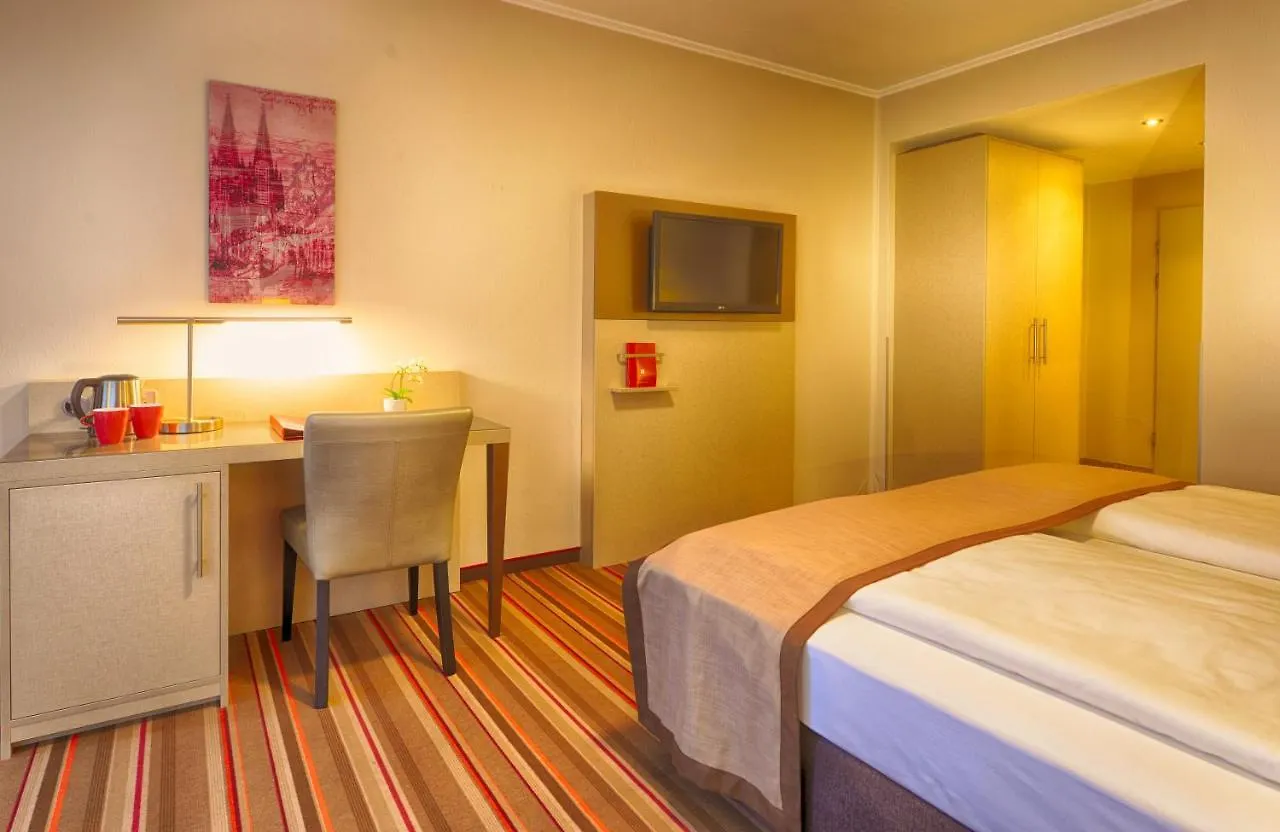 Leonardo Hotel Koeln 4*, Cologne