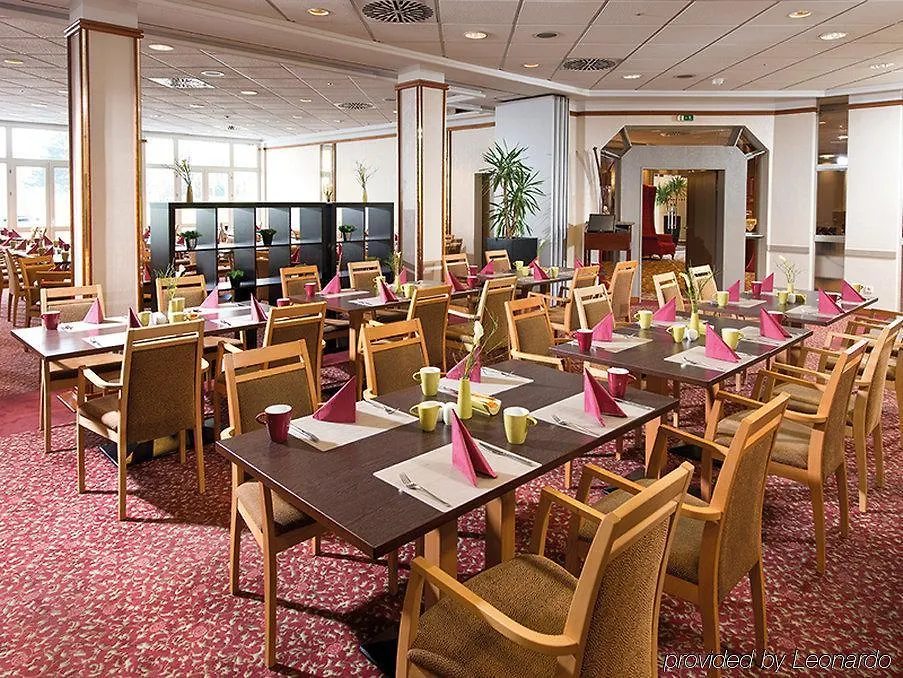 Leonardo Hotel Koeln  Cologne