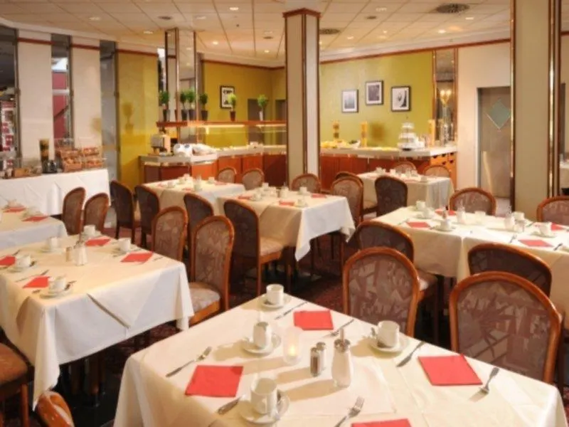 Leonardo Hotel Koeln Cologne